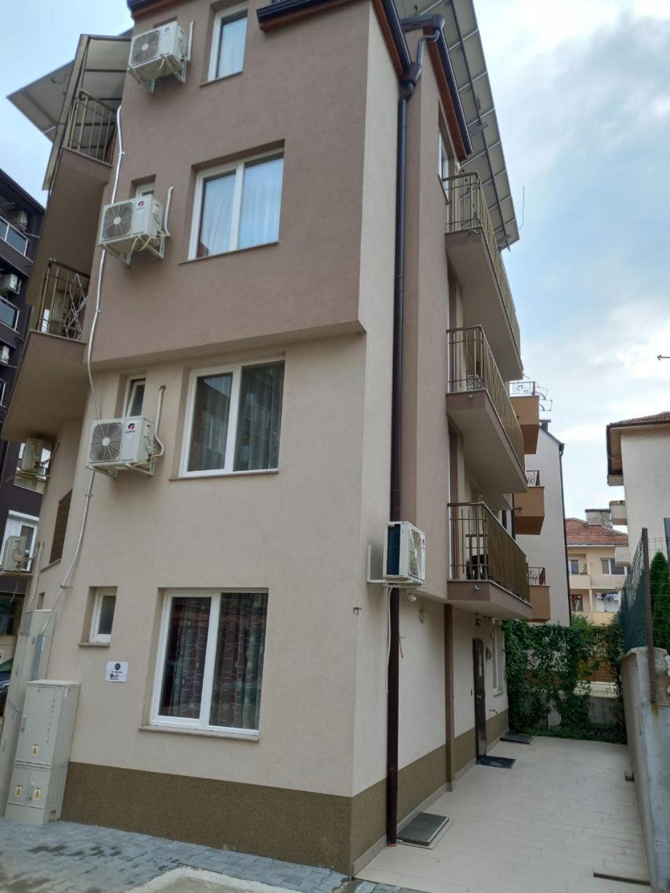 Хостел Атлас - Hostel Atlas Blagoewgrad Exterior foto