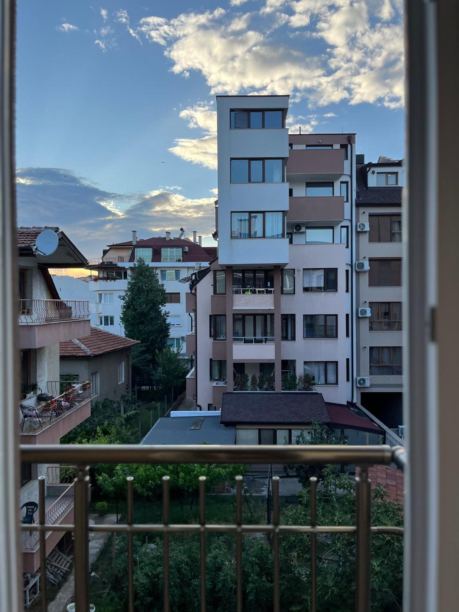 Хостел Атлас - Hostel Atlas Blagoewgrad Exterior foto