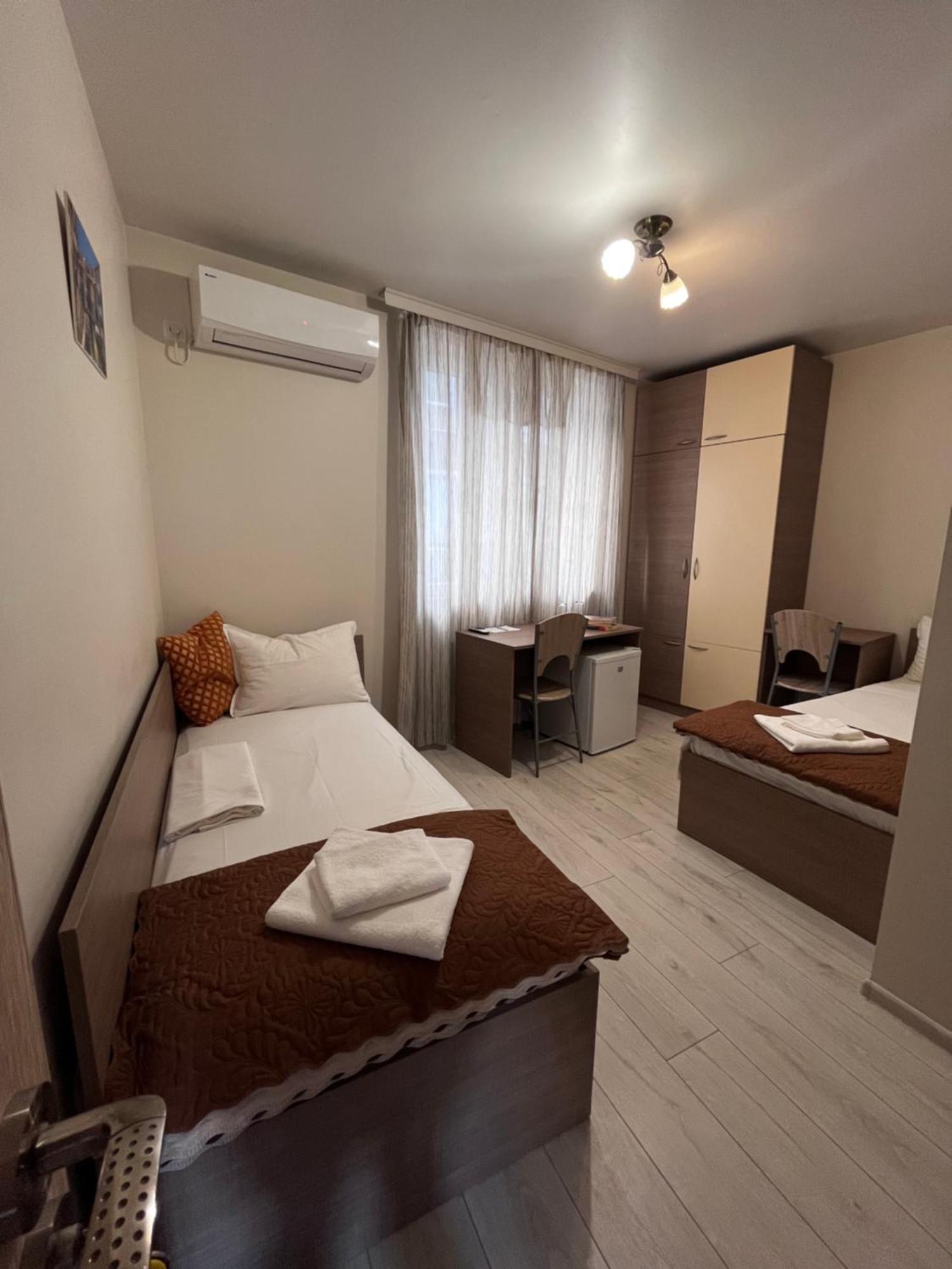 Хостел Атлас - Hostel Atlas Blagoewgrad Exterior foto