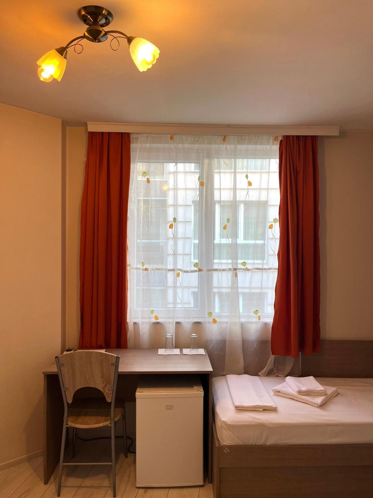 Хостел Атлас - Hostel Atlas Blagoewgrad Exterior foto