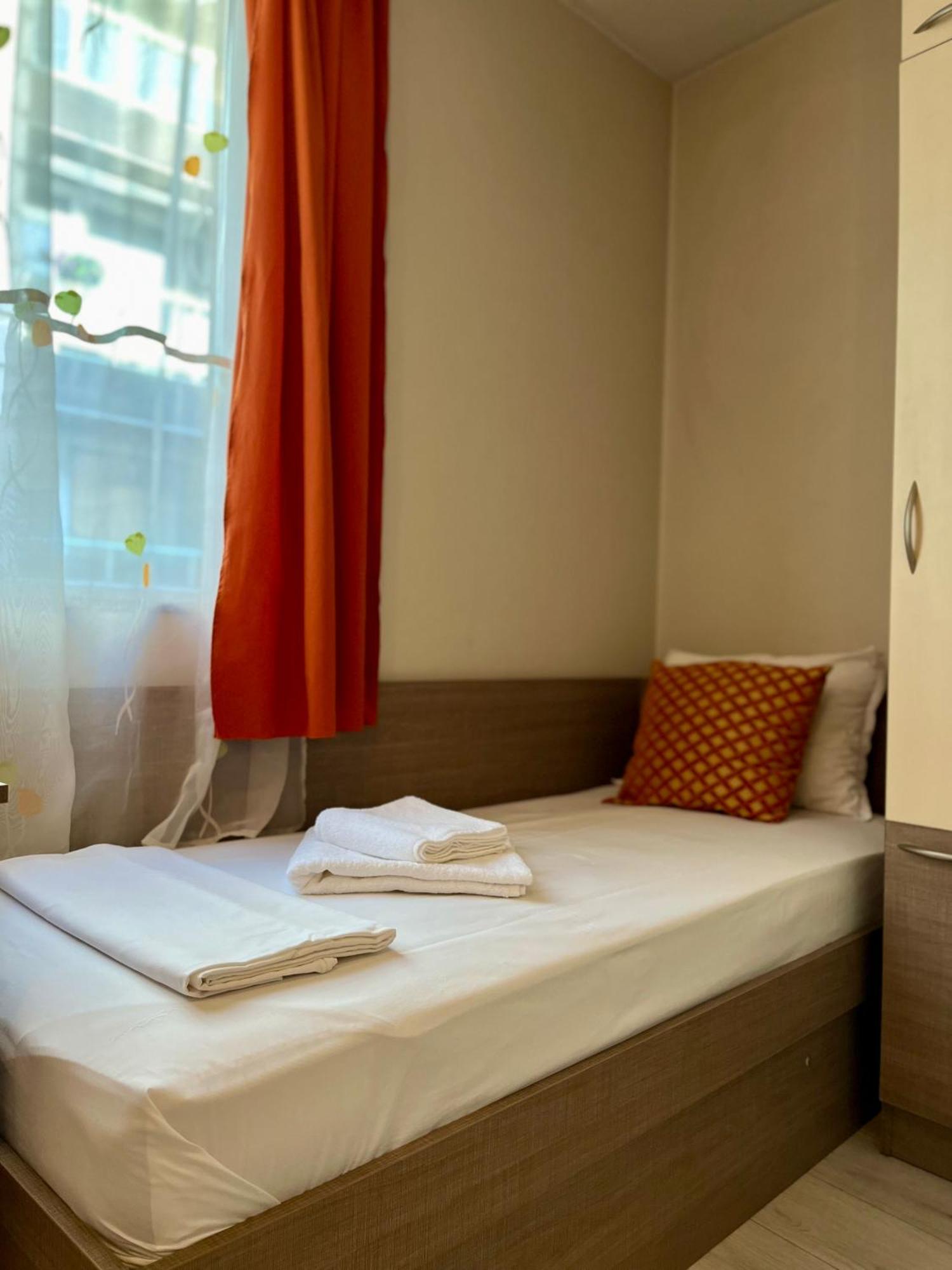 Хостел Атлас - Hostel Atlas Blagoewgrad Exterior foto